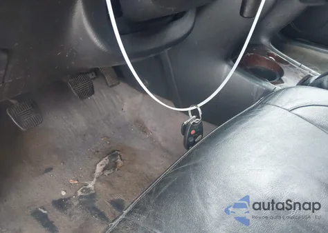 2000 Infiniti G20 Luxury/Touring z USA, uszkodzony, nr VIN JNKCP11A4YT304883